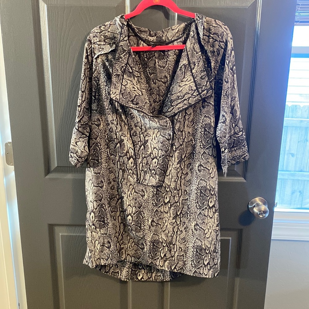 BCBGMaxazria Dress Sz M Silk Snake Print